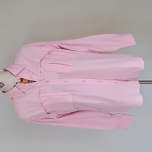 WORLD WIDE SPORTSMAN Woman's pink button-down fishing shirt.   Size Large.